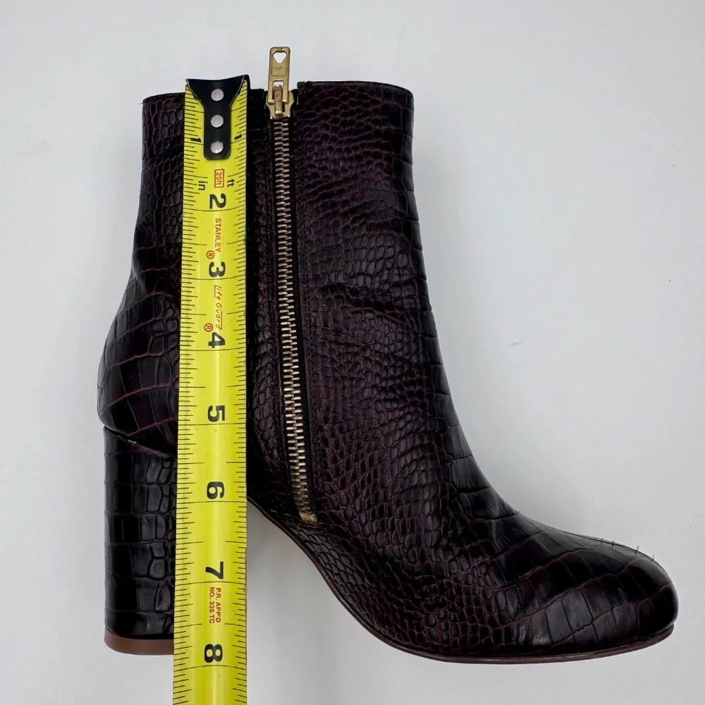 EUC J. Crew Stamped Croc Zip Women's Brown Leather Ankle Booties - Size‎ 5.5